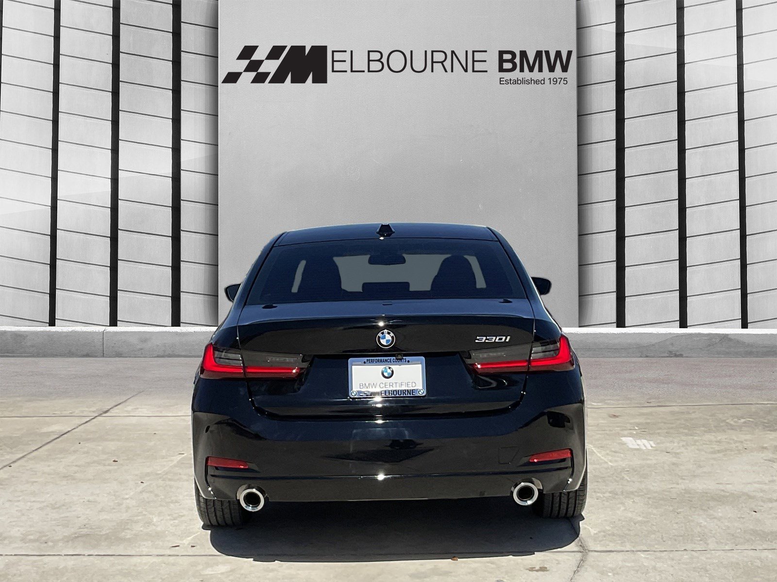 Certified 2025 BMW 330i Sedan image 5