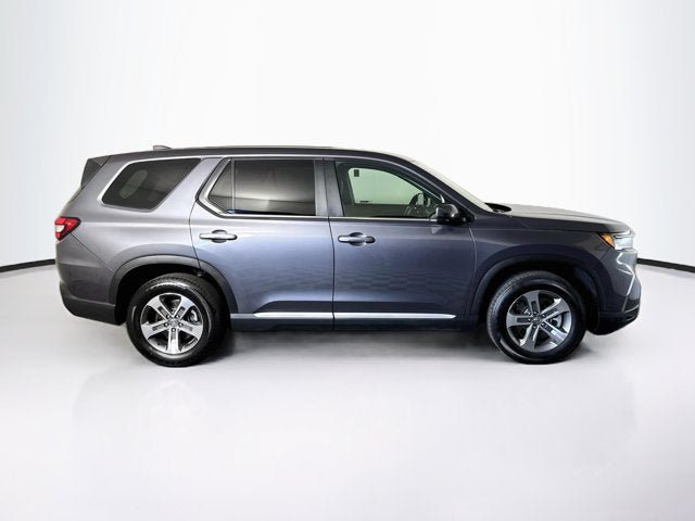 Certified 2024 Kia Sportage EX AWD/4WD image 4