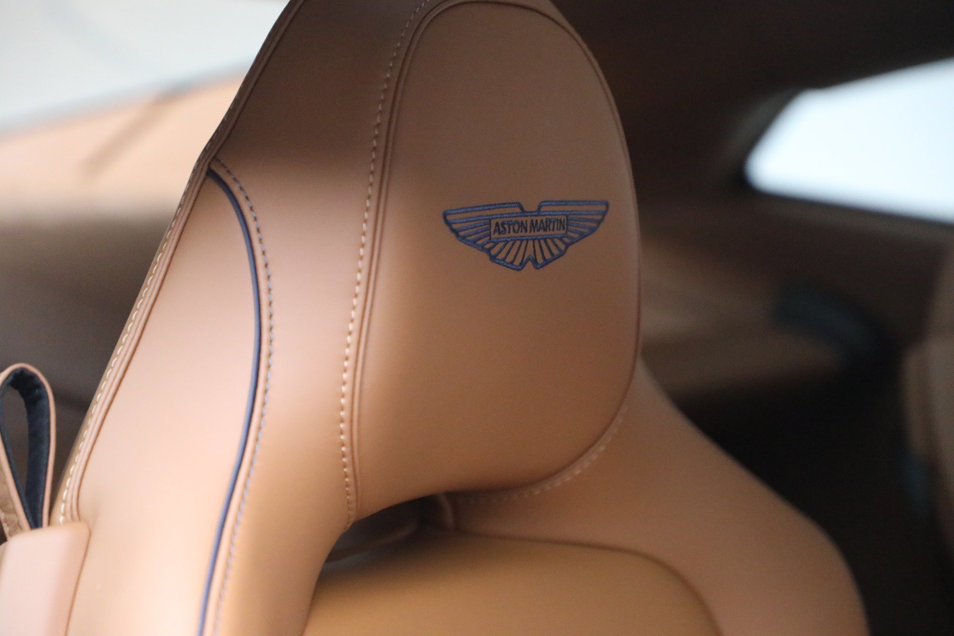 New 2026 Aston Martin Vanquish RWD image 29