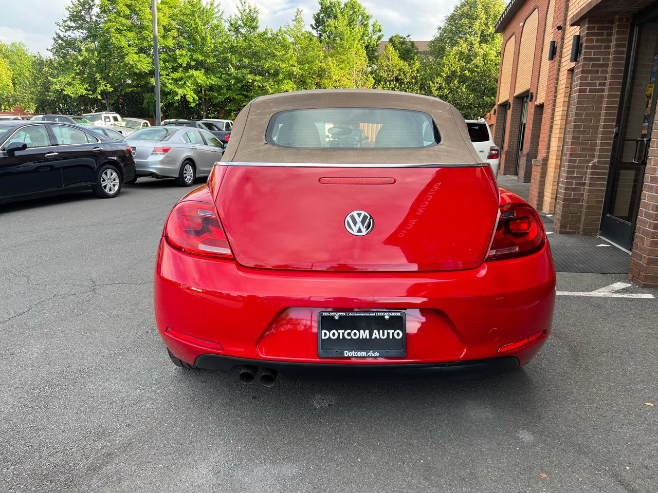 Used 2013 Volkswagen Beetle 2.5 FWD image 8