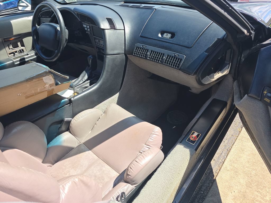 Used 1990 Chevrolet Corvette Convertible RWD image 8