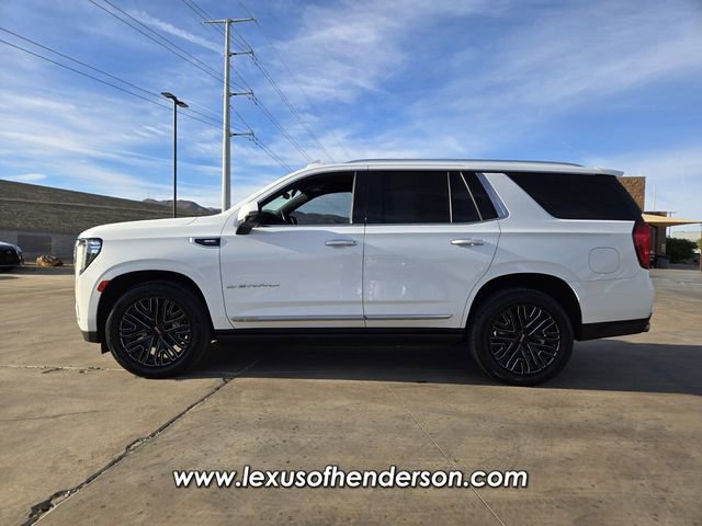 Used 2021 GMC Yukon Denali w/ Denali Premium Package image 3