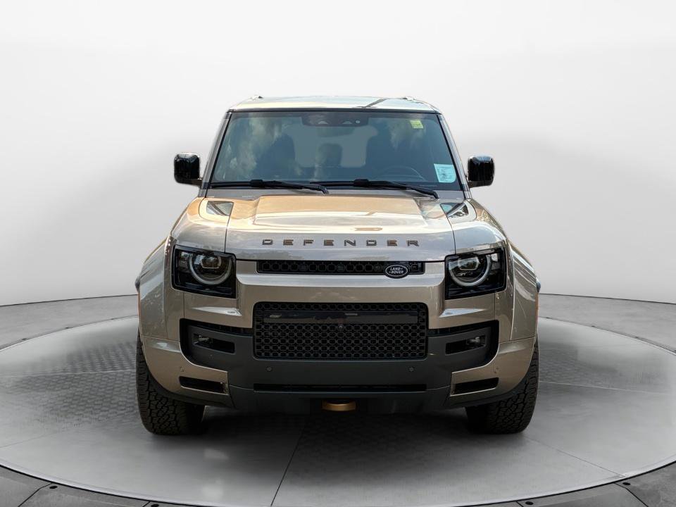 New 2026 Land Rover Defender 110 OCTA AWD/4WD image 2