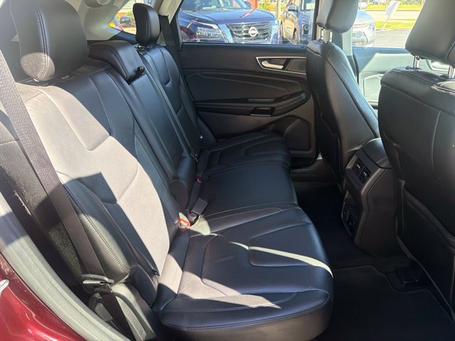 Used 2020 Ford Edge Titanium AWD/4WD image 22