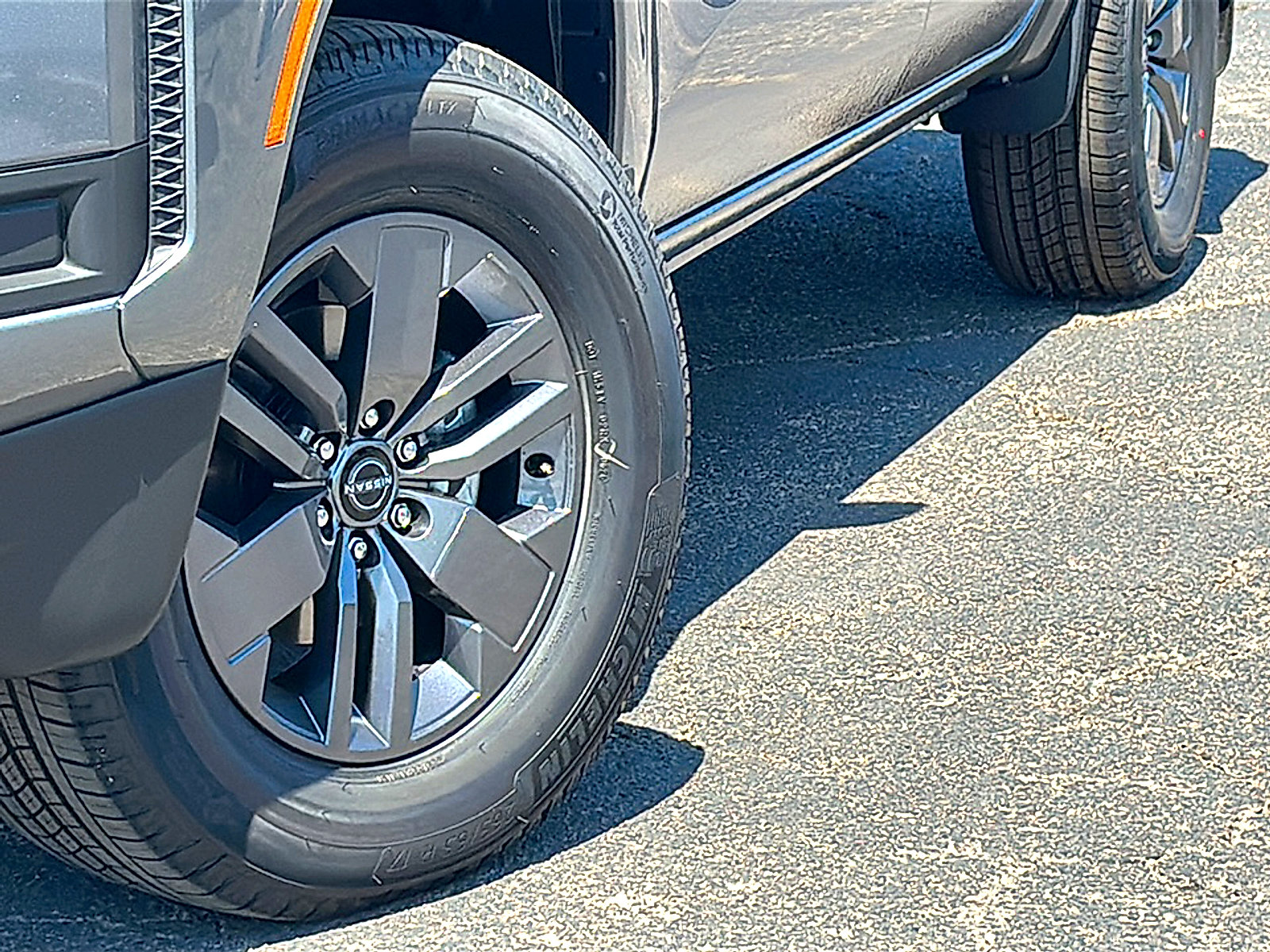 New 2026 Nissan Frontier SV w/ SV Convenience Package image 3