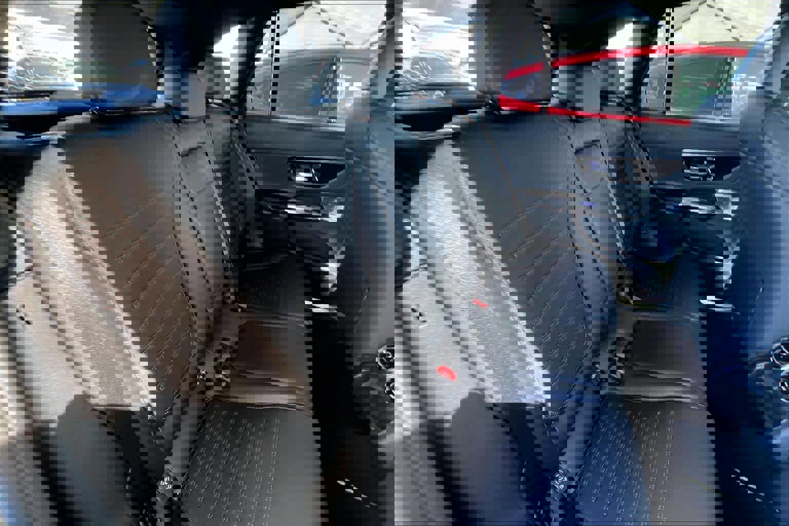 Certified 2024 Mercedes-Benz GLC 300 image 20