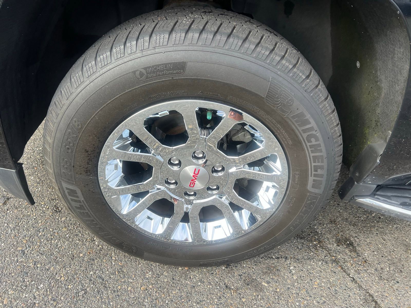 Used 2019 GMC Yukon SLT image 10