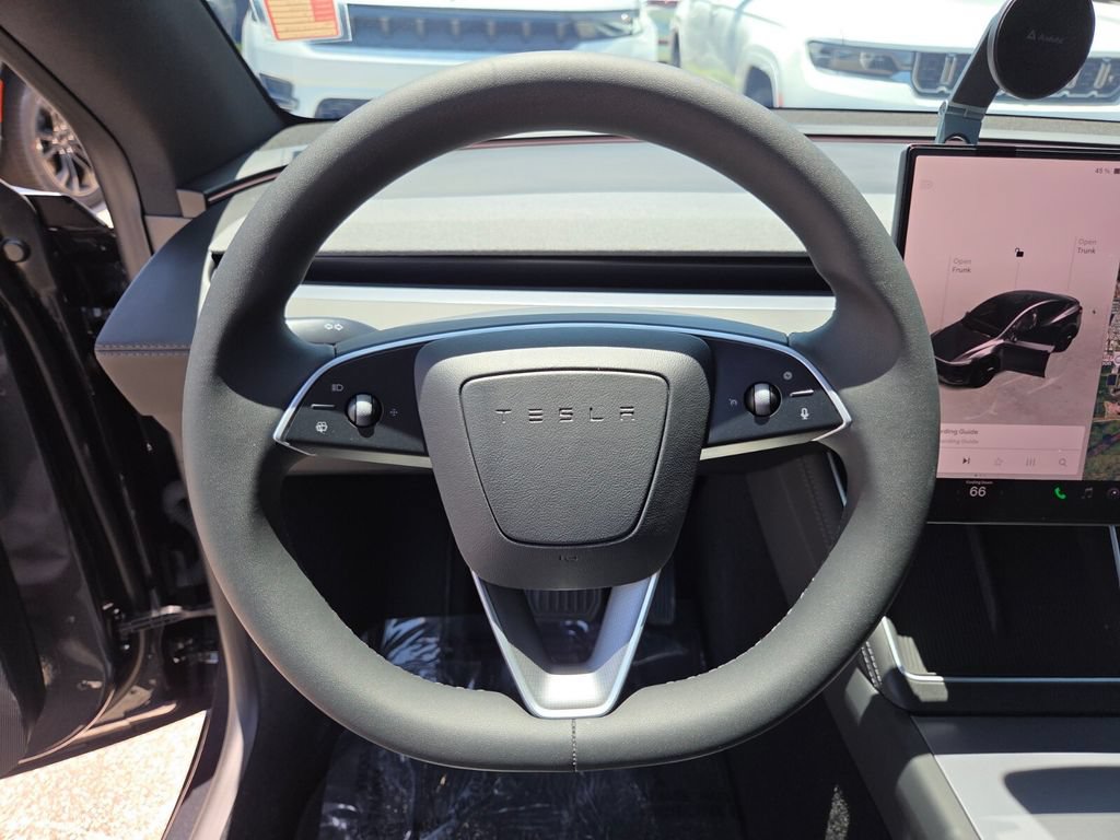 Used 2026 Tesla Model Y Long Range AWD/4WD image 31