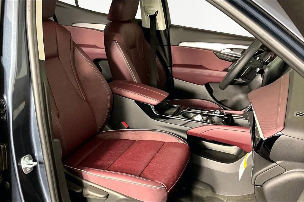 New 2026 Buick Envision Sport Touring AWD/4WD image 12