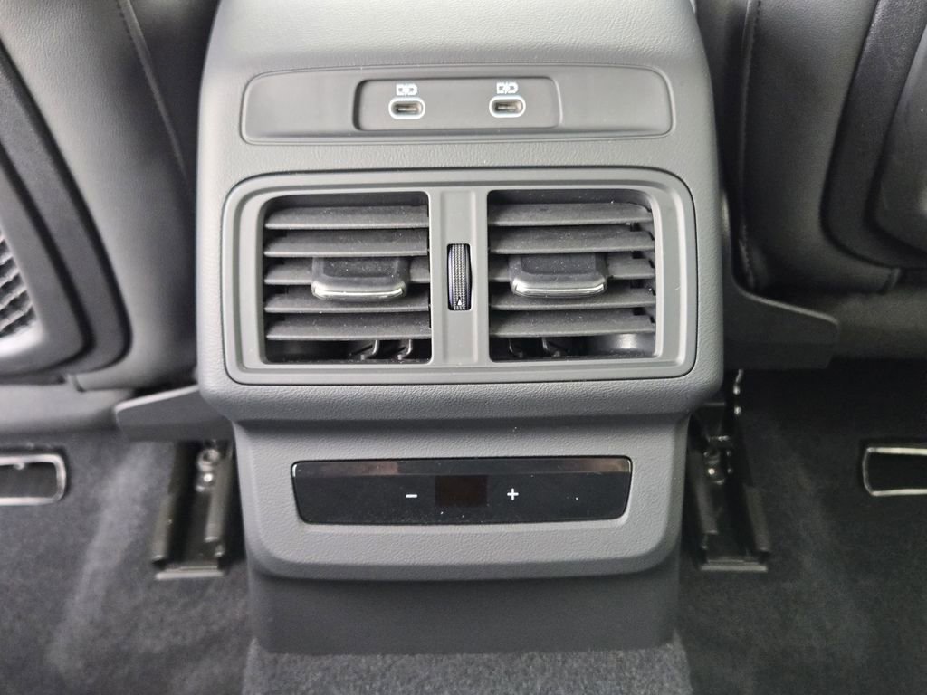 Certified 2025 Audi Q5 Premium Plus w/ Premium Plus image 36