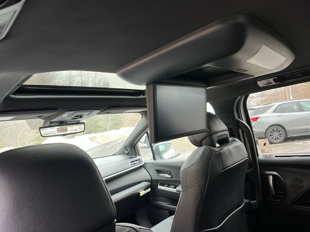 New 2026 Toyota Sienna Platinum image 22
