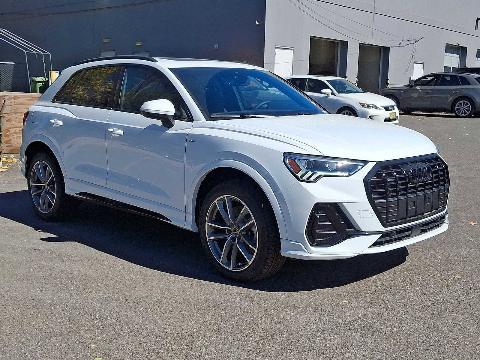 New 2025 Audi Q3 2.0T Premium image 10