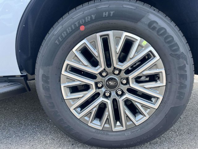 New 2026 Ford Expedition Platinum AWD/4WD image 7