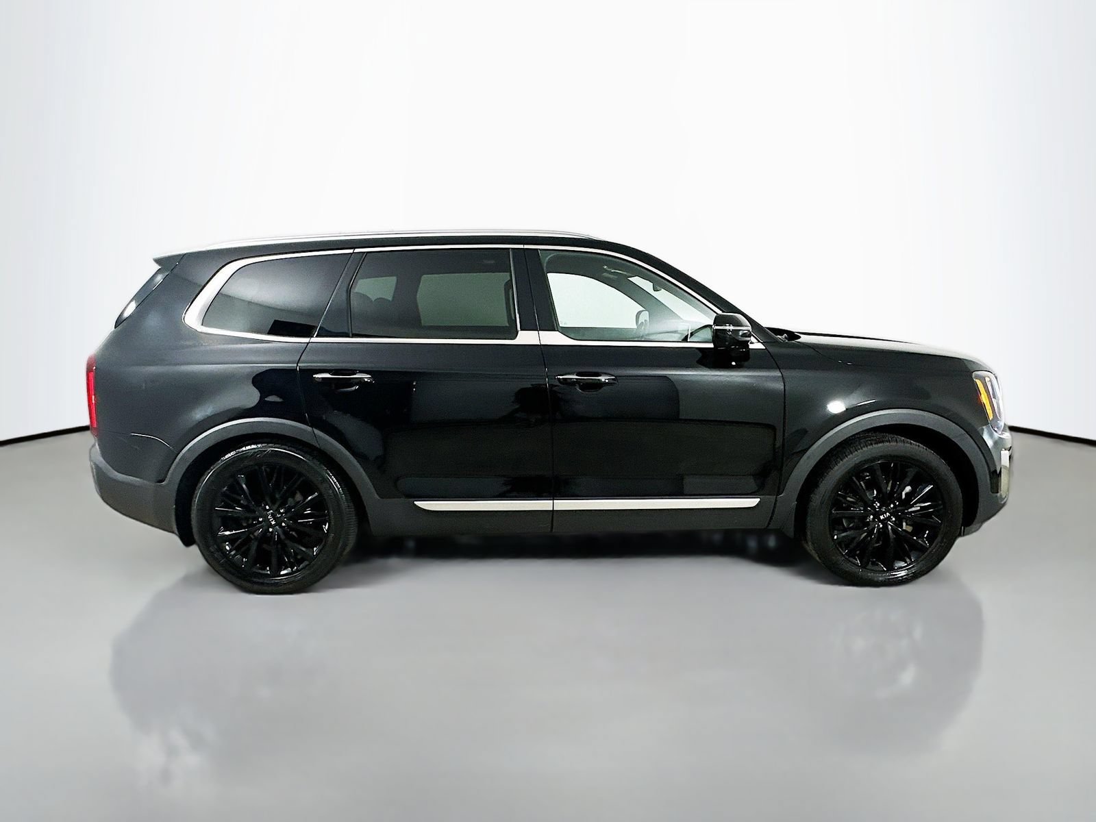 Used 2020 Kia Telluride SX w/ SX Prestige Package AWD/4WD image 4