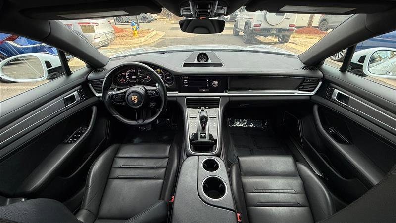 Used 2023 Porsche Panamera 4 Platinum Edition w/ Assistance Package image 20
