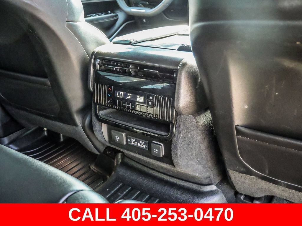 Used 2023 Jeep Wagoneer 4WD w/ Convenience Group I image 24
