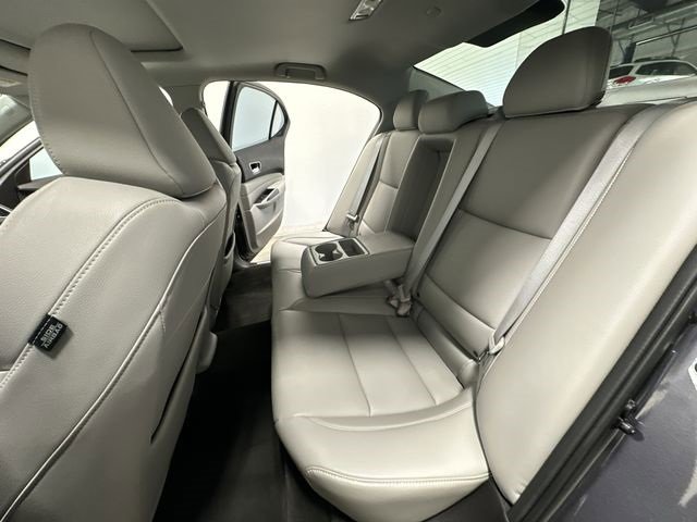 Used 2018 Acura TLX V6 image 18