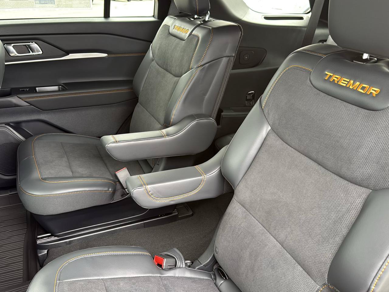 New 2026 Ford Explorer Tremor w/ Tremor Convenience Package AWD/4WD image 34