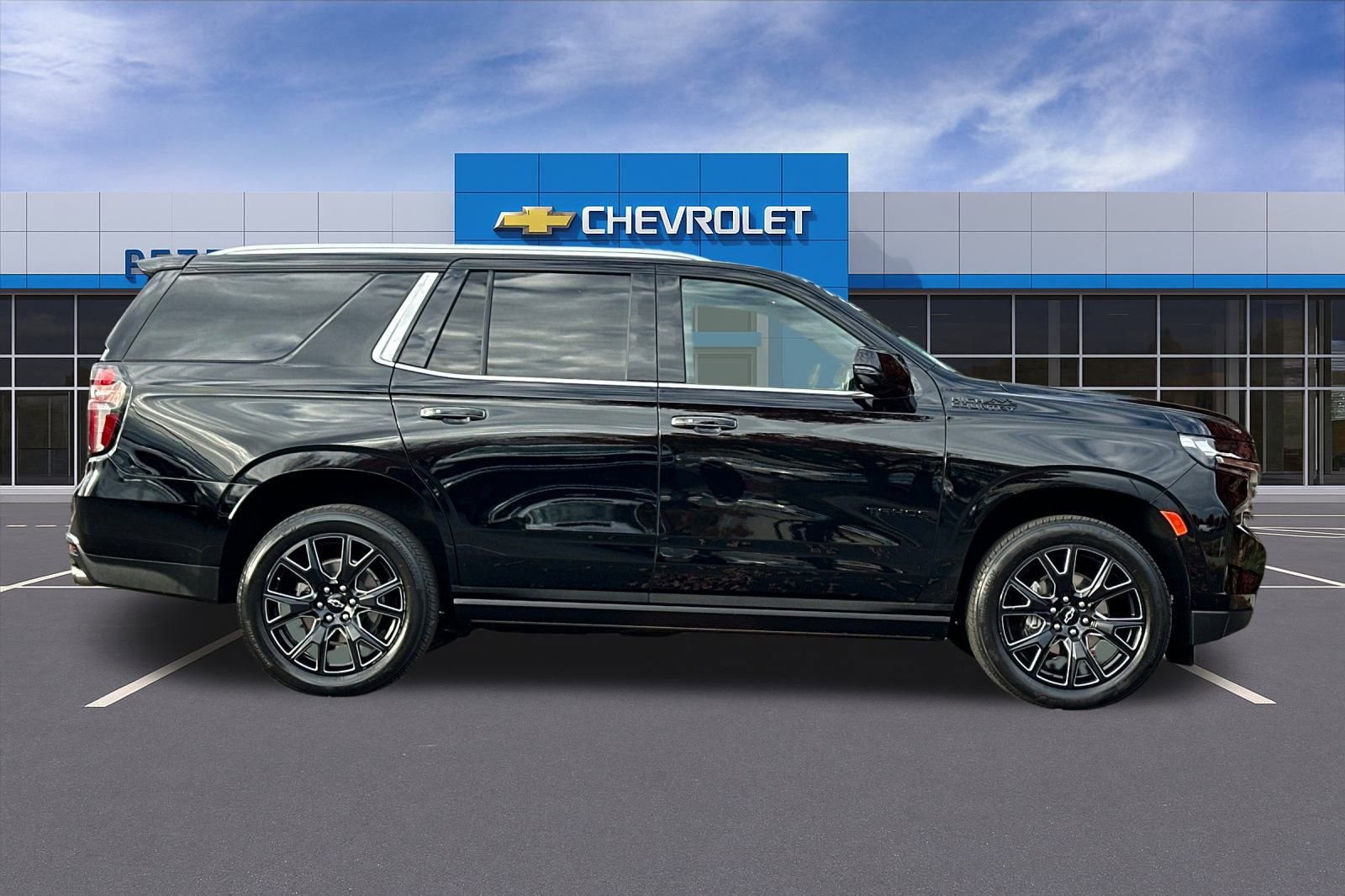 Certified 2023 Chevrolet Tahoe High Country w/ Premium Package 2 image 3