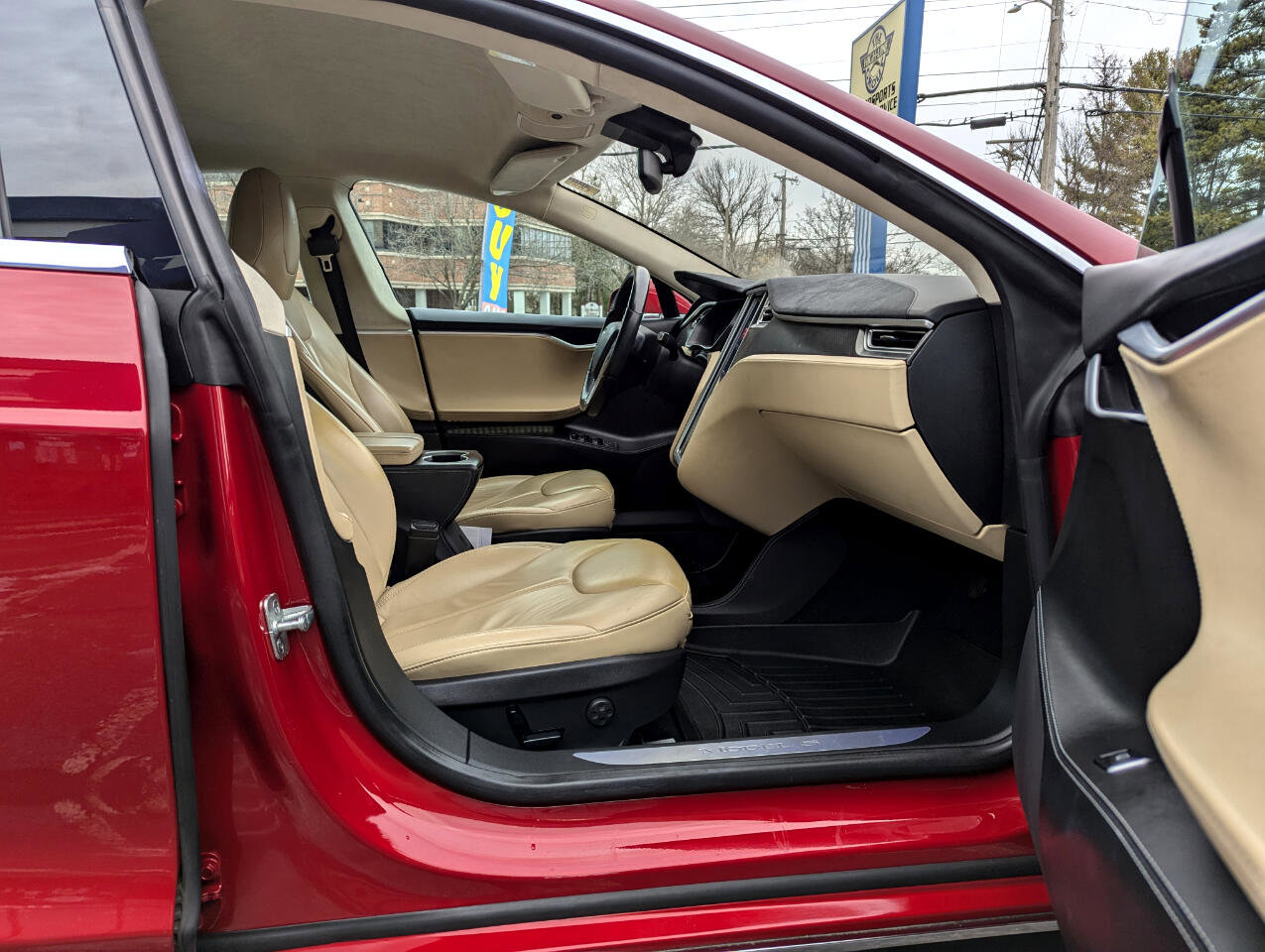 Used 2015 Tesla Model S AWD image 24