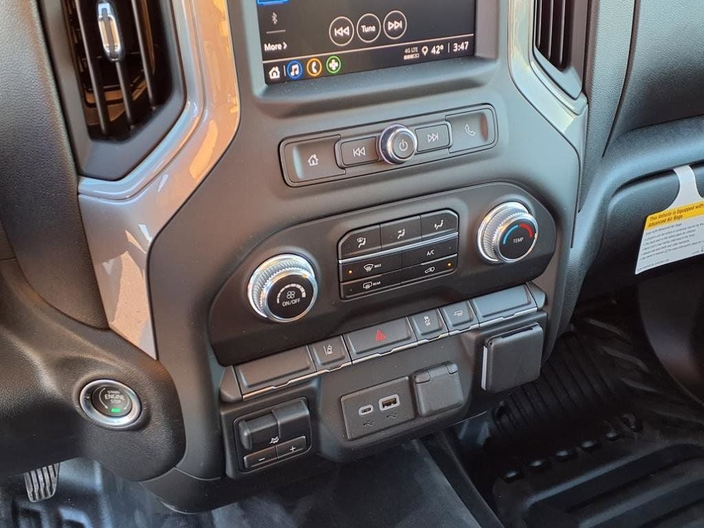 Used 2024 GMC Sierra 2500 Pro w/ Convenience Package RWD image 8