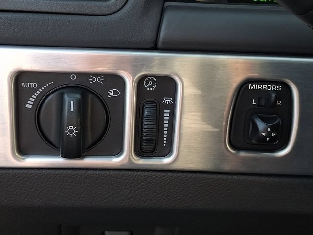 Used 2002 Ford Thunderbird RWD image 18