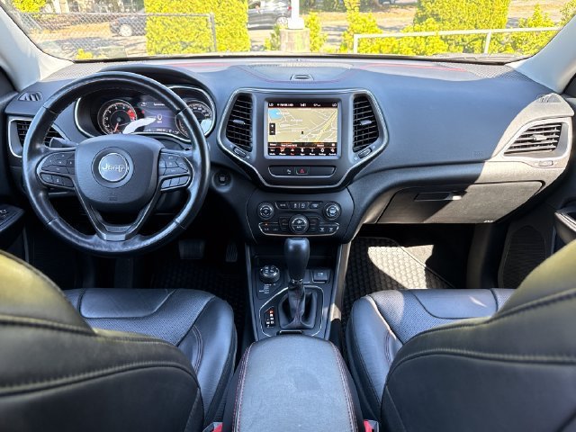 Used 2021 Jeep Cherokee Trailhawk AWD/4WD image 9