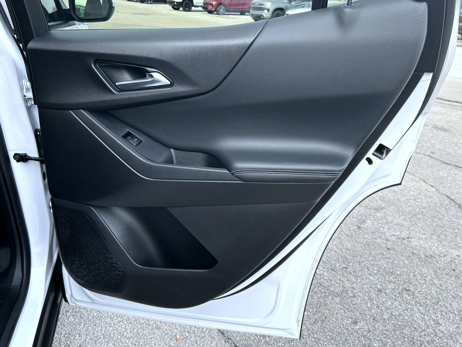 Certified 2025 Chevrolet Equinox LT image 17