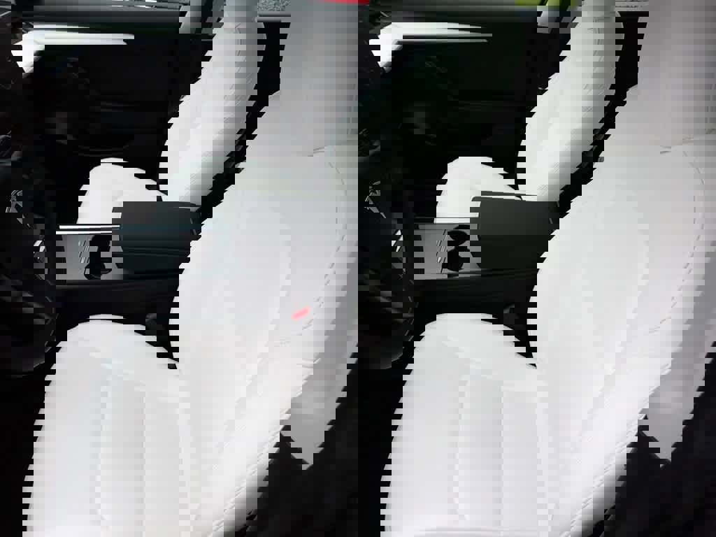 Used 2023 Tesla Model 3 Long Range image 16