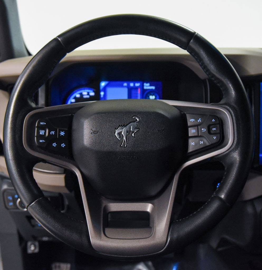 Used 2023 Ford Bronco Wildtrak AWD/4WD image 26