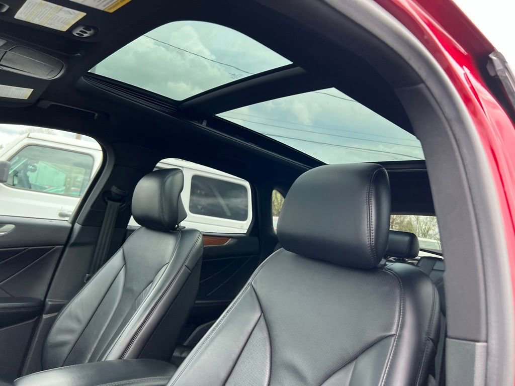 Used 2015 Lincoln MKC AWD w/ Equipment Group 102A Reserve image 11