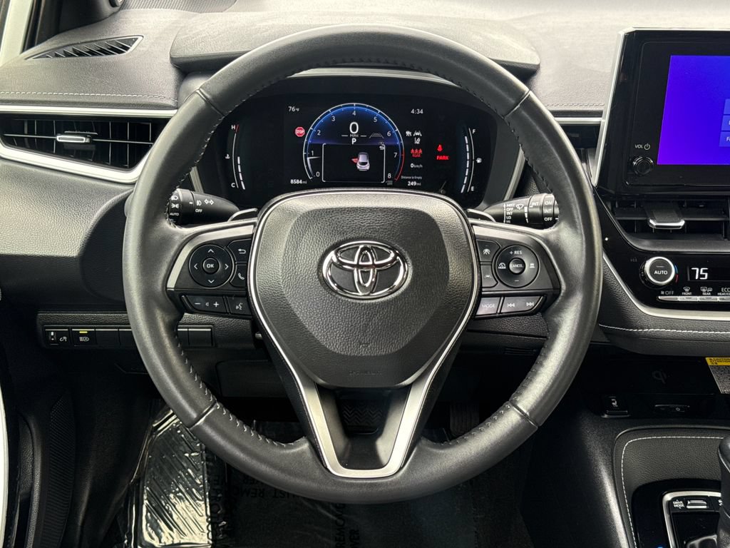 Used 2023 Toyota Corolla XSE FWD image 13