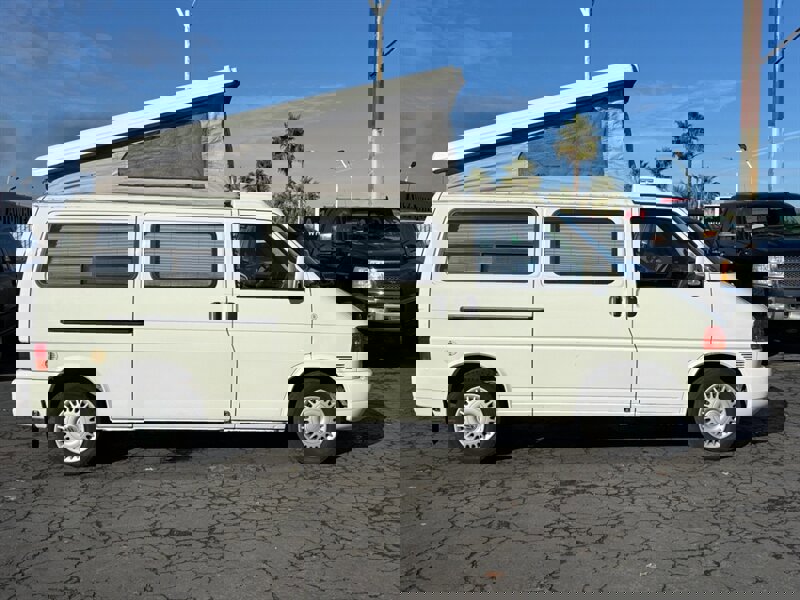 Used 2000 Volkswagen Eurovan MV image 2