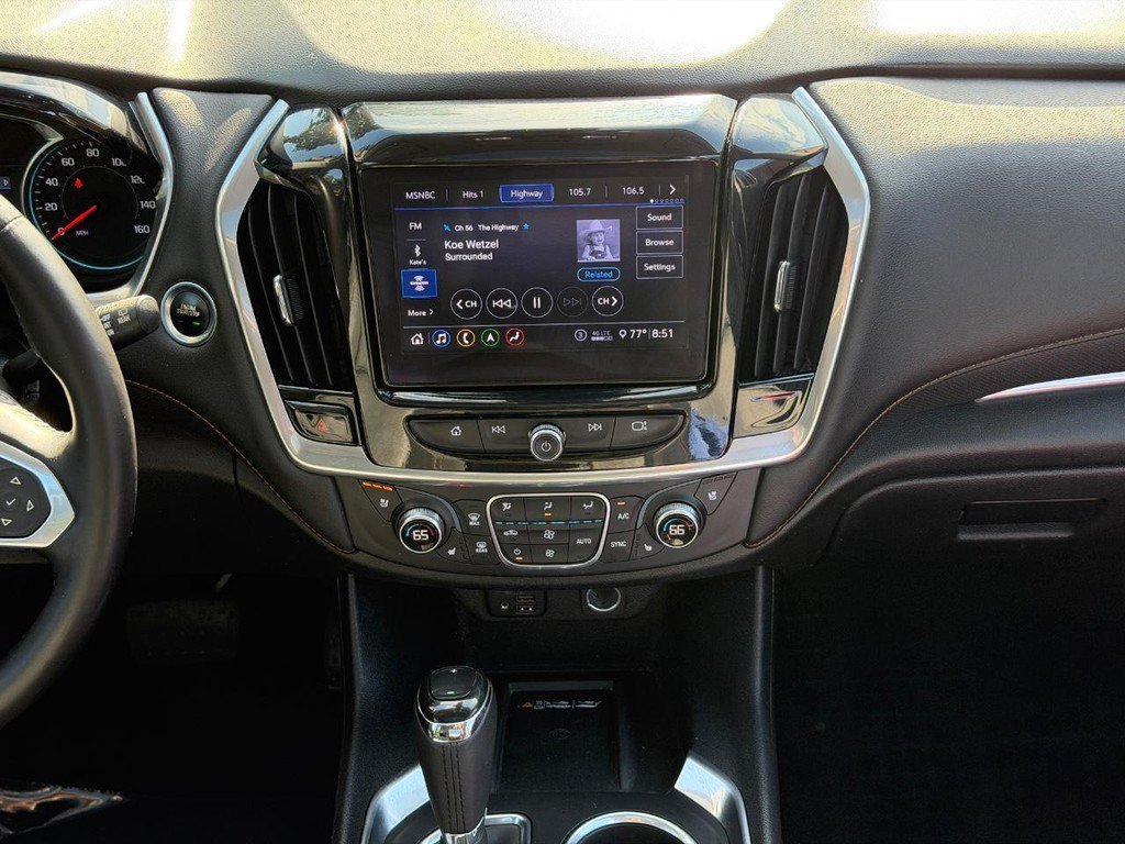 Used 2020 Chevrolet Traverse Premier w/ LPO, Blackout Package FWD image 14