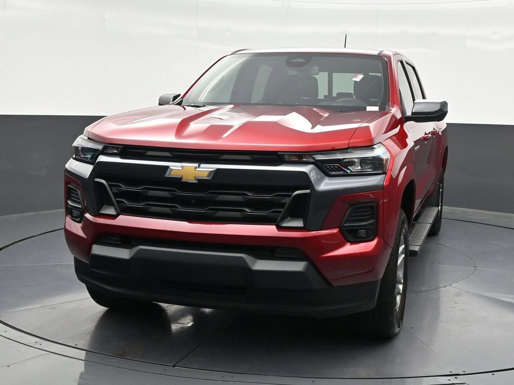 Used 2025 Chevrolet Colorado LT w/ LT Convenience Package RWD image 9