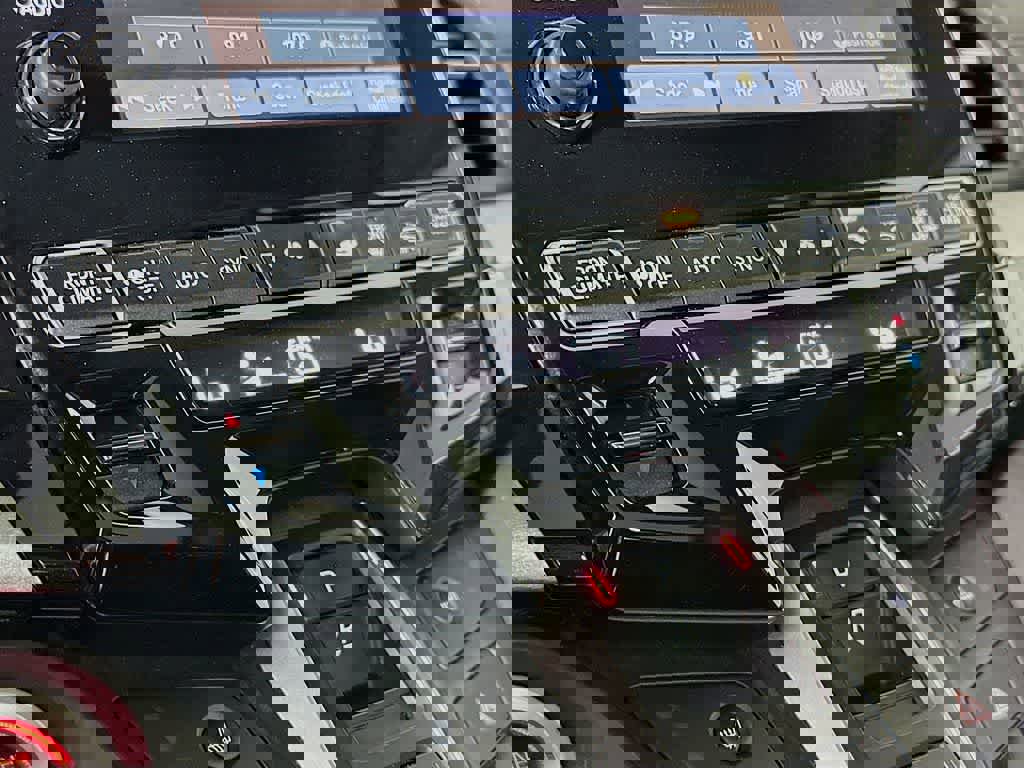 Used 2023 Honda Odyssey EX-L image 17