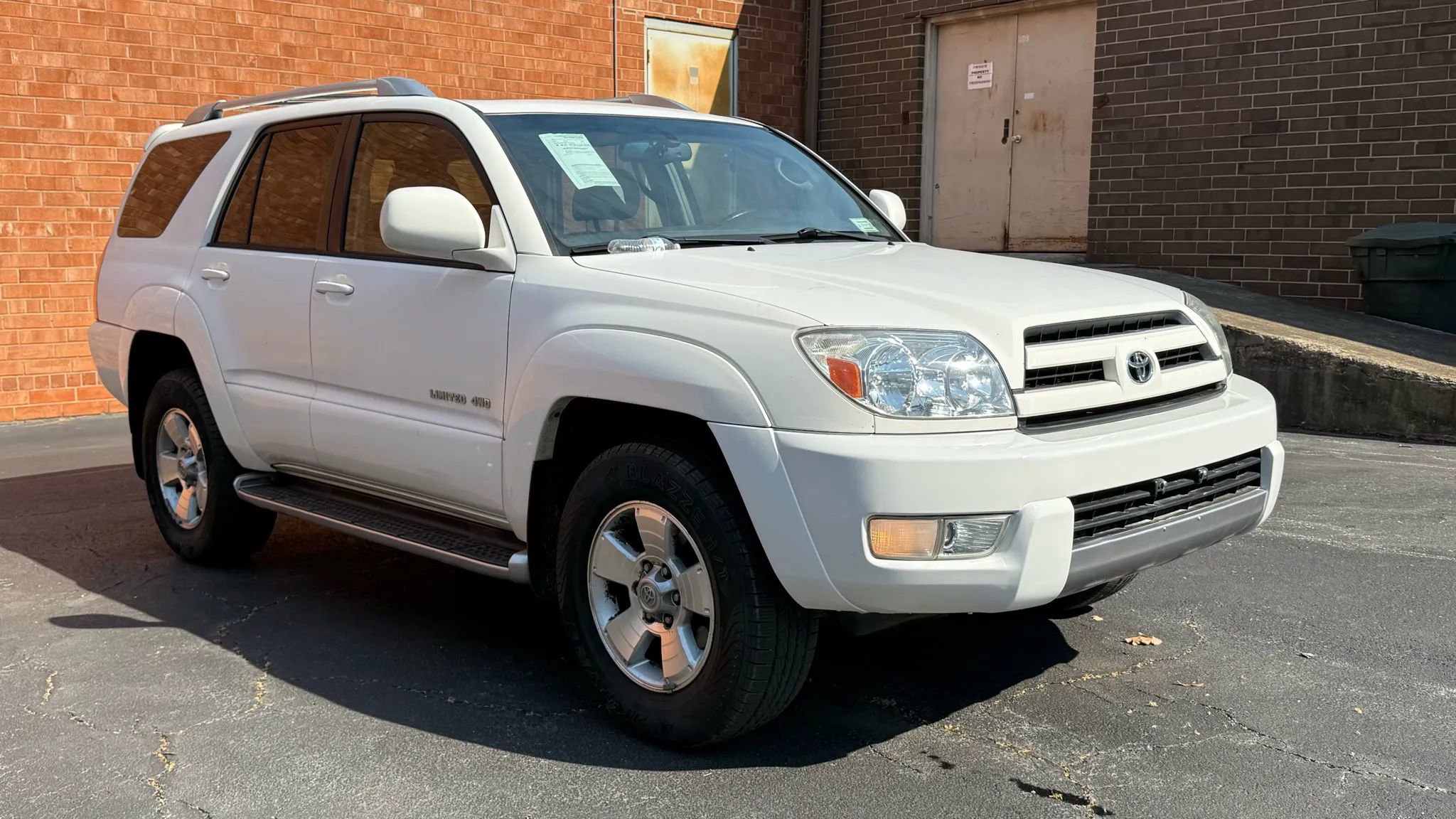 Used 2004 Toyota 4Runner Limited image 3