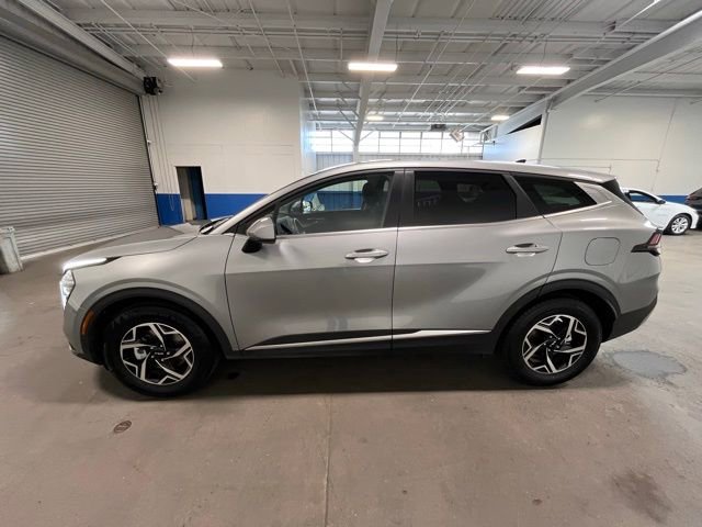 Used 2024 Kia Sportage LX image 6