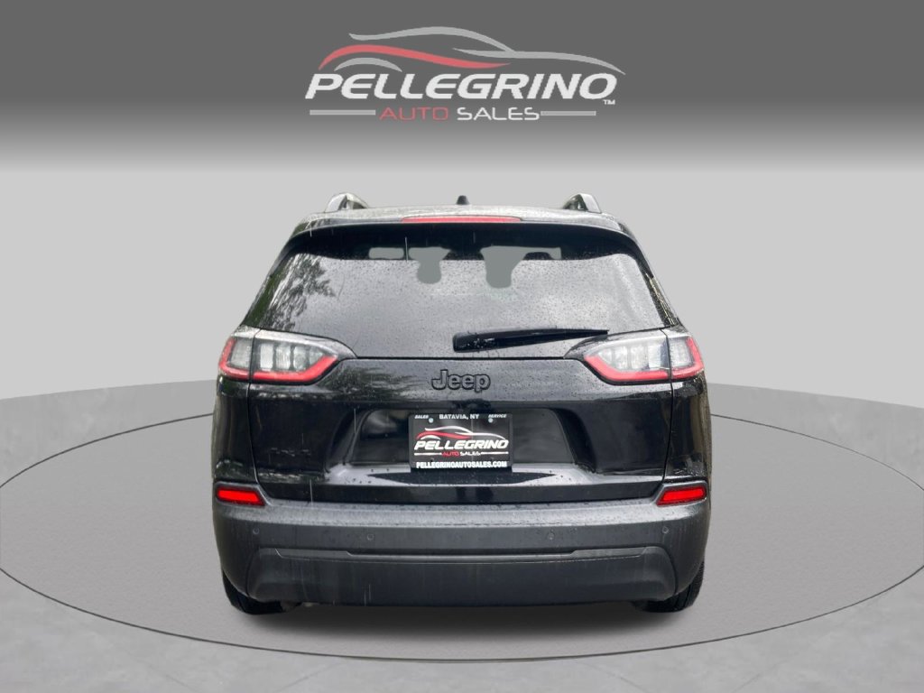 Used 2023 Jeep Cherokee Altitude Lux w/ Elite Group AWD/4WD image 6
