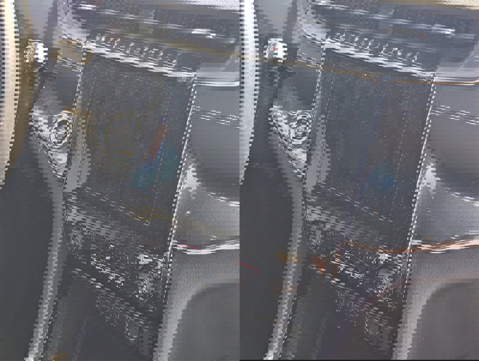 Used 2022 Jeep Grand Cherokee L Laredo image 6