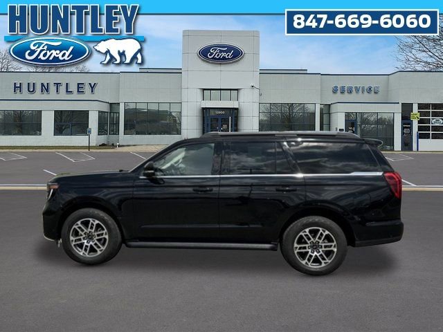 Used 2025 Ford Expedition Active AWD/4WD image 7