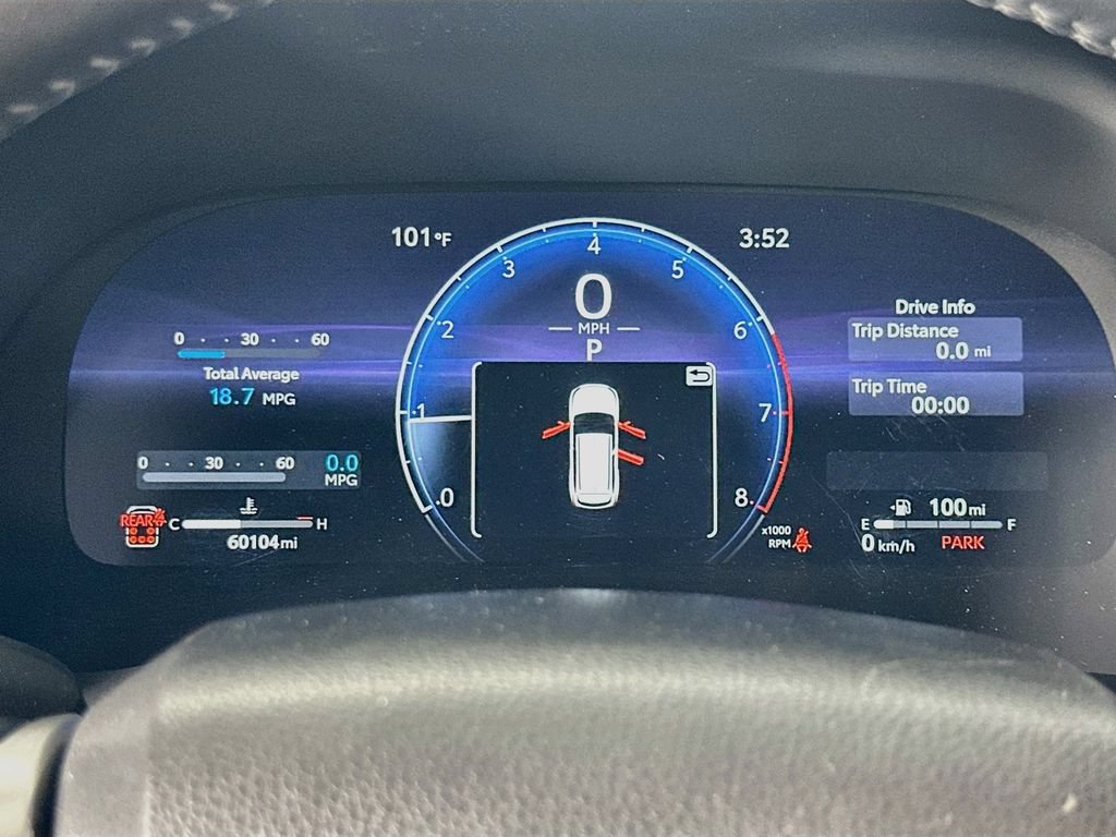 Used 2023 Toyota Highlander Limited AWD/4WD image 26