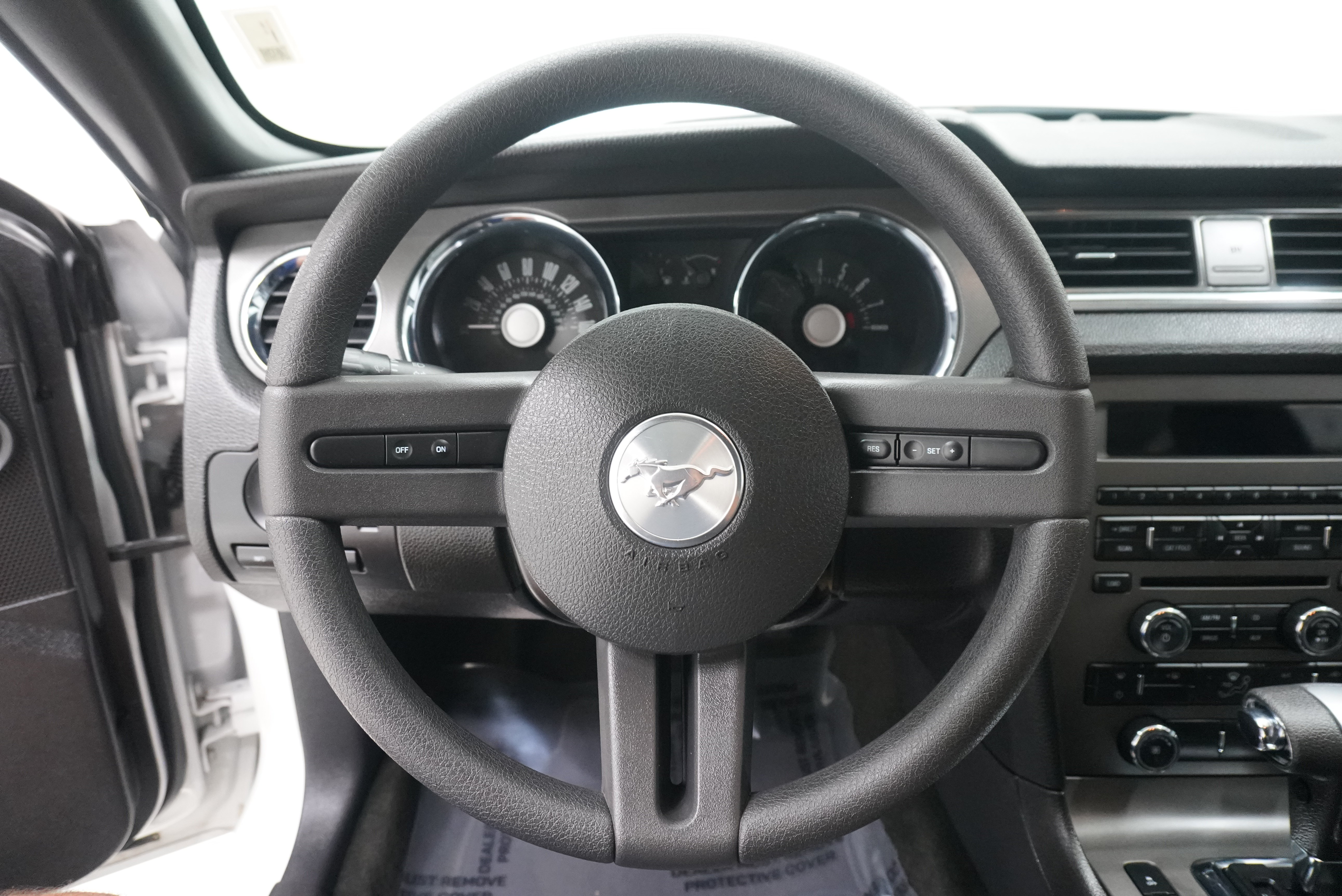 Used 2012 Ford Mustang Coupe RWD image 14