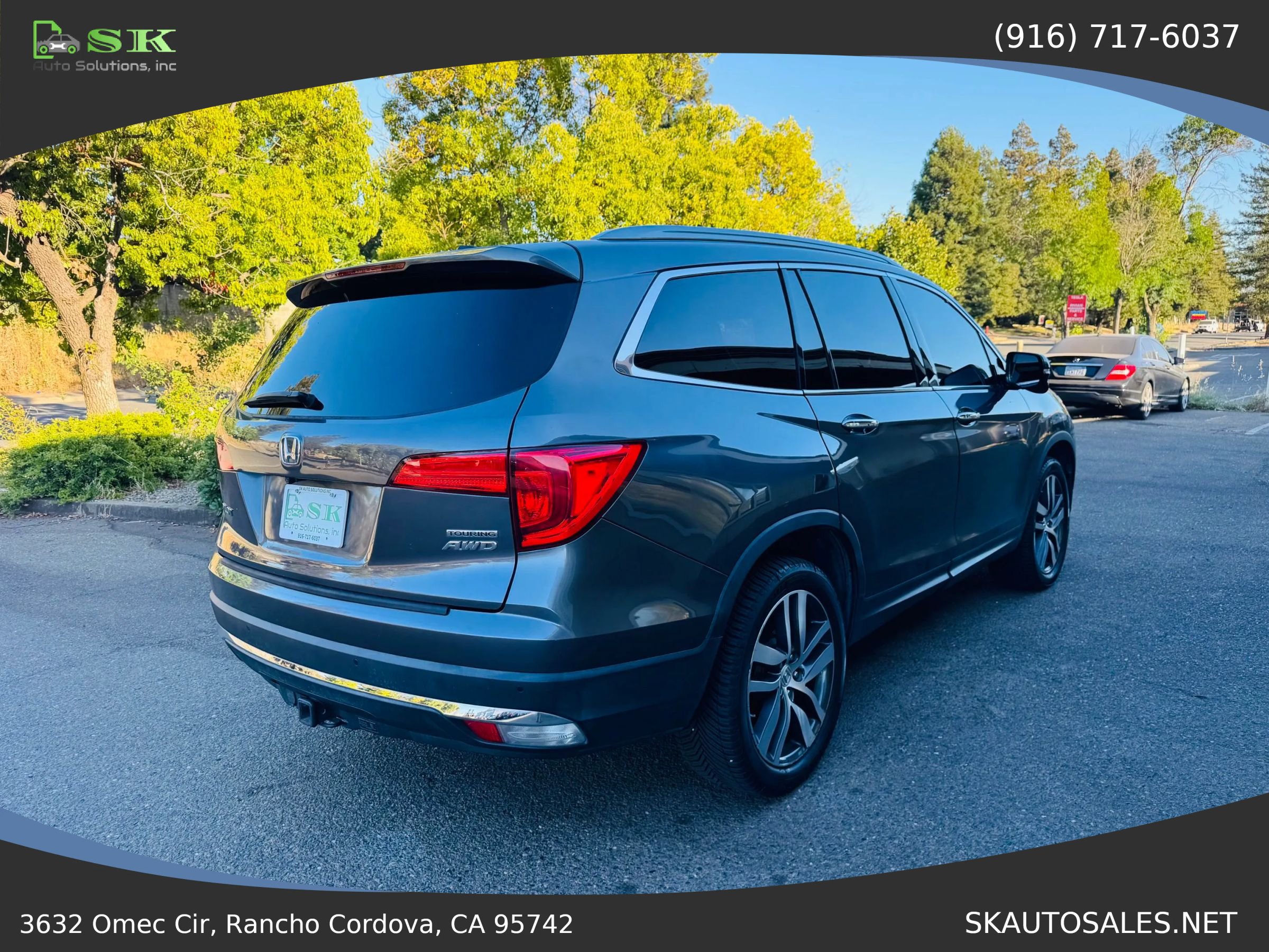 Used 2017 Honda Pilot Touring image 8