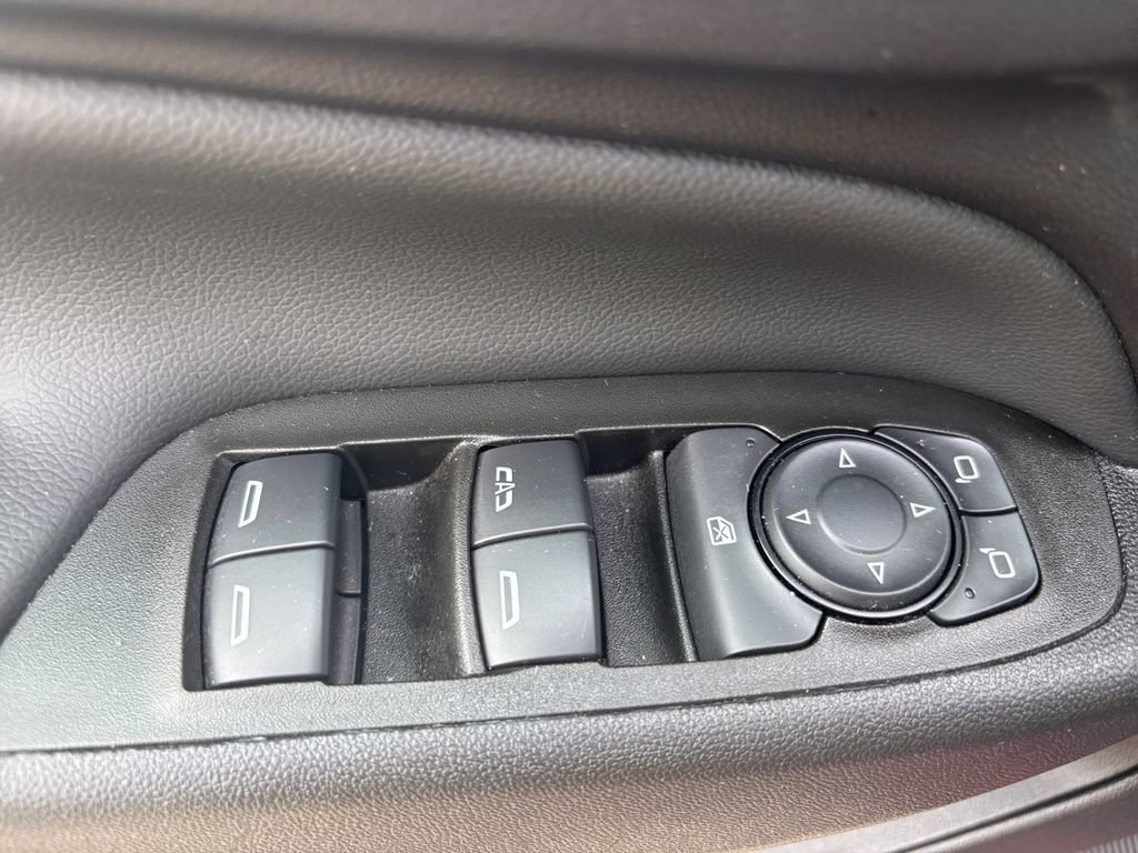 Used 2024 Chevrolet Equinox LT AWD/4WD image 17