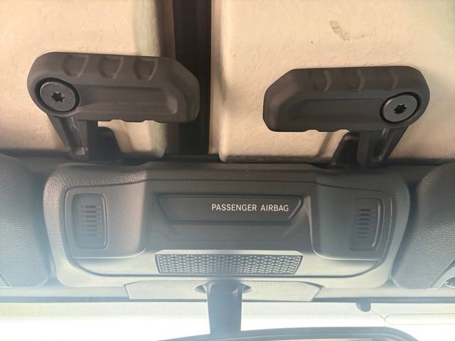 Used 2025 Jeep Wrangler Sport AWD/4WD image 12