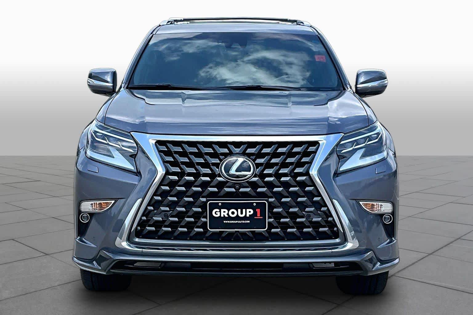 Certified 2022 Lexus GX 460 Luxury w/ Sport Design Package AWD/4WD image 4