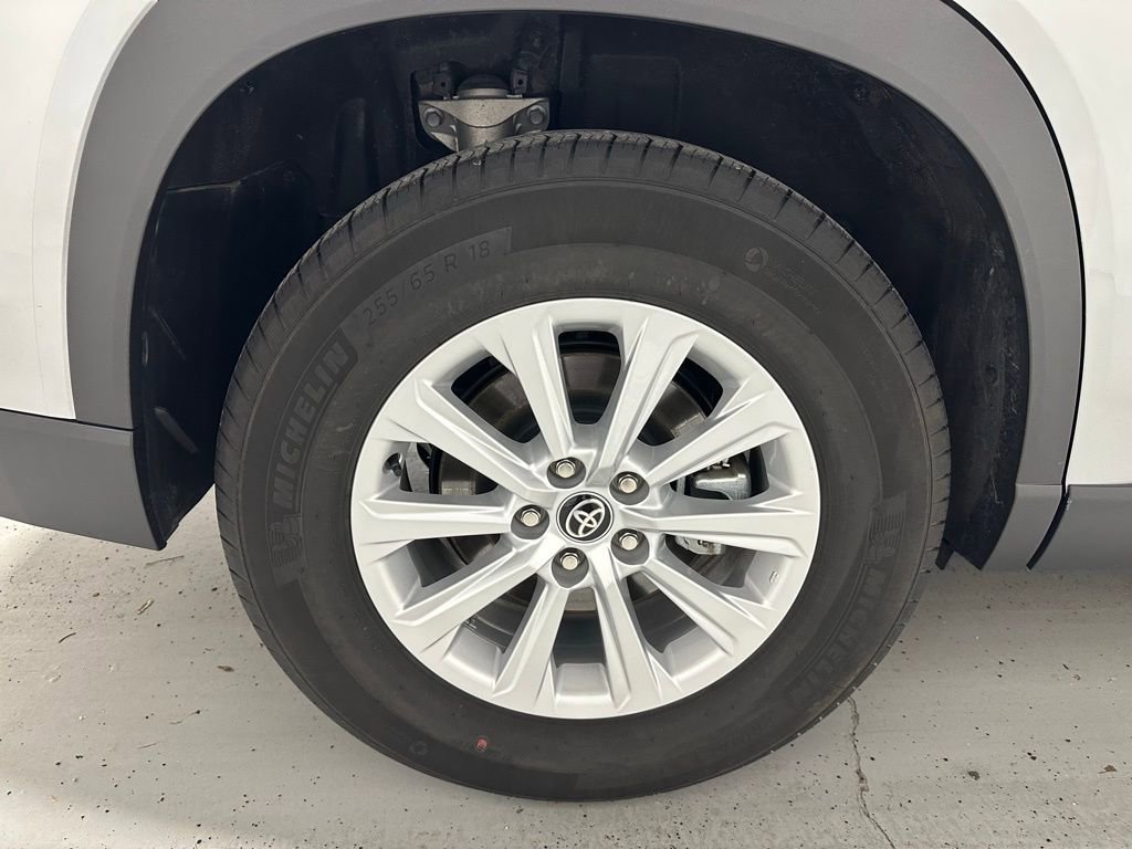 Used 2025 Toyota Grand Highlander AWD image 69
