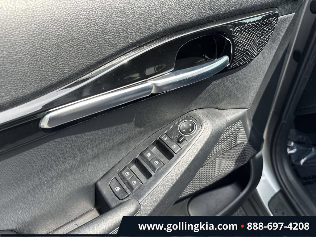 Certified 2024 Kia Seltos EX FWD image 14