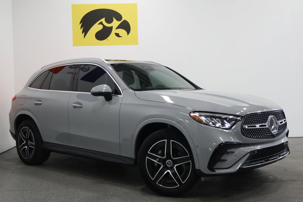 Certified 2025 Mercedes-Benz GLC 300 4MATIC image 2